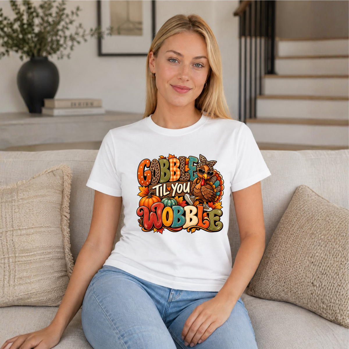 T-Shirt: Gobble Til You Wobble